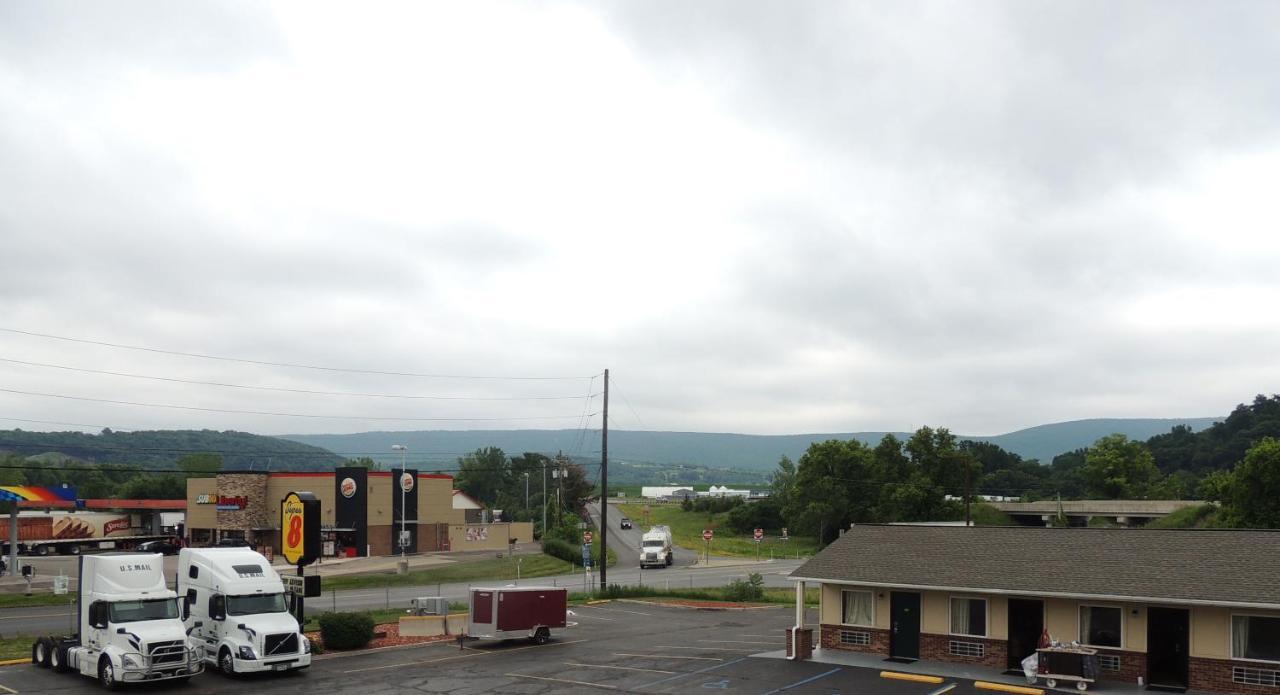 Super 8 By Wyndham Mifflinville Near Bloomsburg Екстериор снимка