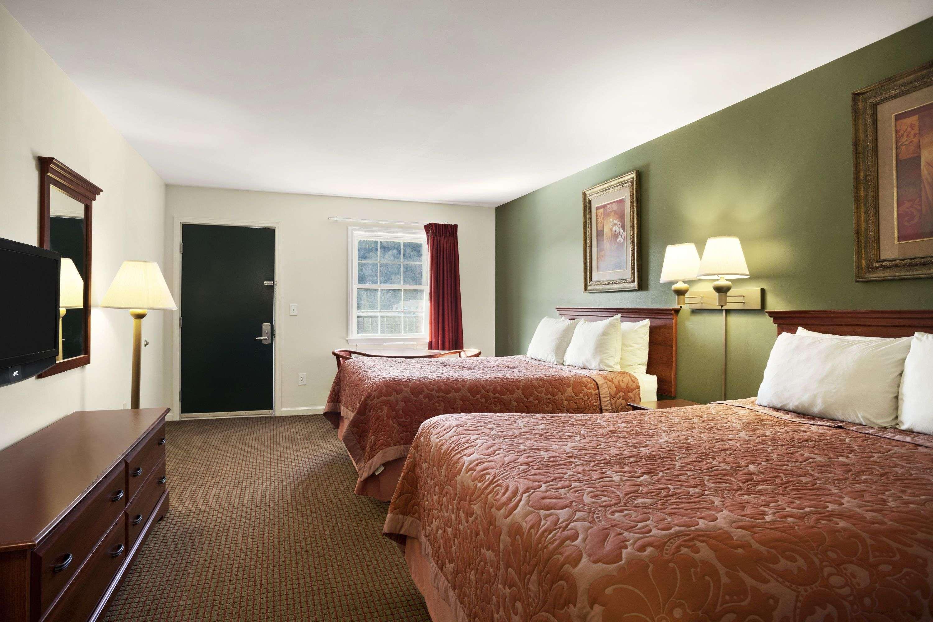 Super 8 By Wyndham Mifflinville Near Bloomsburg Екстериор снимка